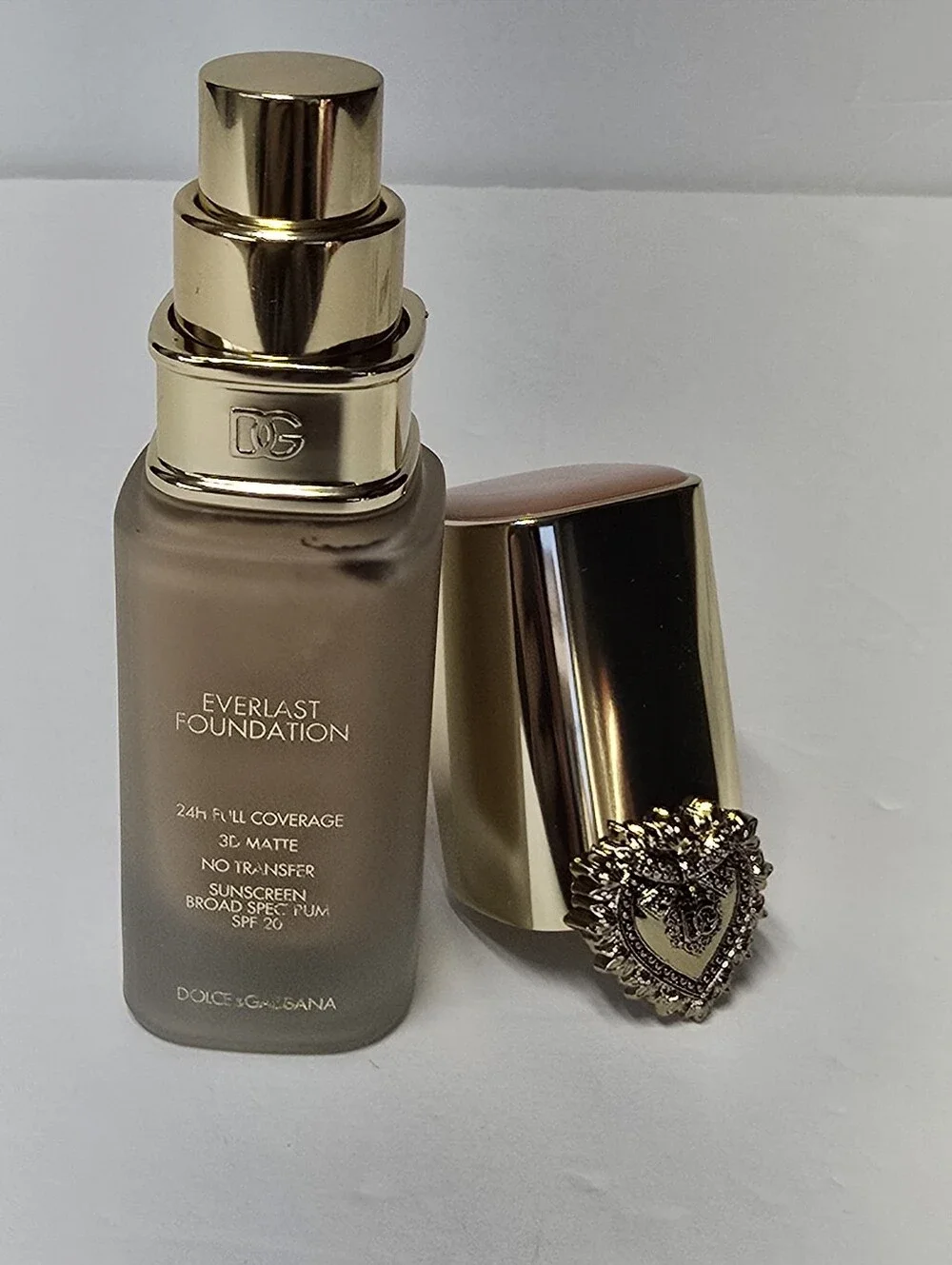 Dolce & Gabbana Everlast Foundation Broad Spectrum SPF 20 13C Ligh Medium